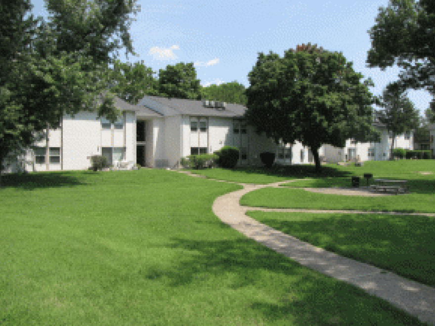 Property Overview Royal Arms of Louisville Schatten Properties